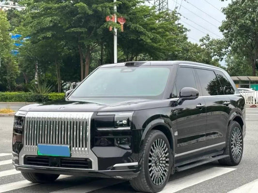 2025 Zeekr 9X 2.0T 279HP L4 1DHT PHEV image 1
