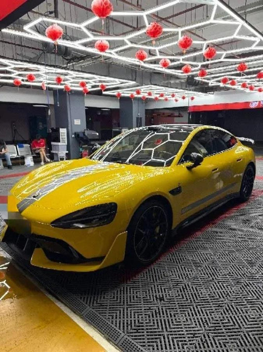 2025 Xiaomi SU7 Ultra BEV 93.7KWH 630km image 1