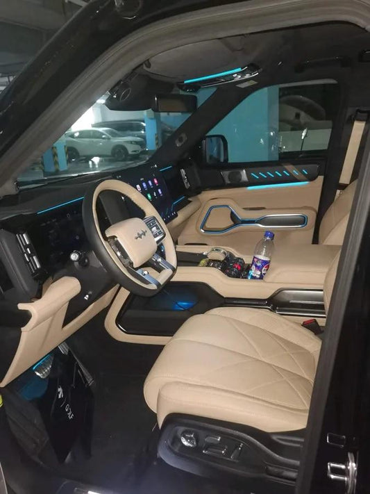 2025 Fang Cheng Bao Bao 8 2.0T 245HP L4 E-CVT PHEV 36.8KWH image 2