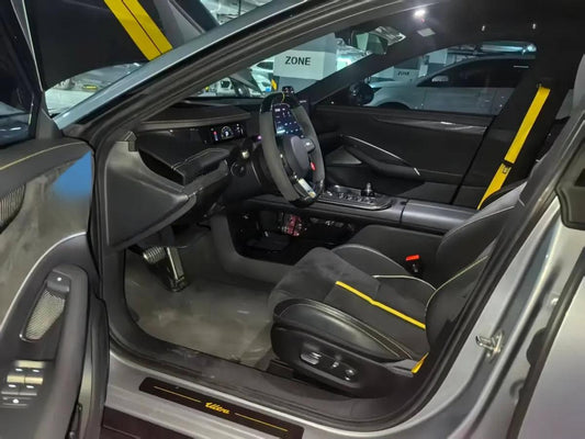 2025 Xiaomi SU7 Ultra BEV 93.7KWH 630km image 2