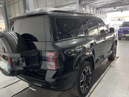 2025 FangChengBao Bao 8 2.0T 245HP L4 E-CVT PHEV 36.8KWH image 2