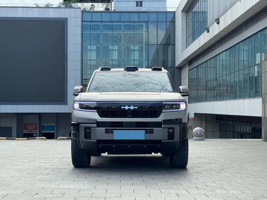 2025 Fang Cheng Bao Bao 8 2.0T 245HP L4 E-CVT PHEV 36.8KWH image 2