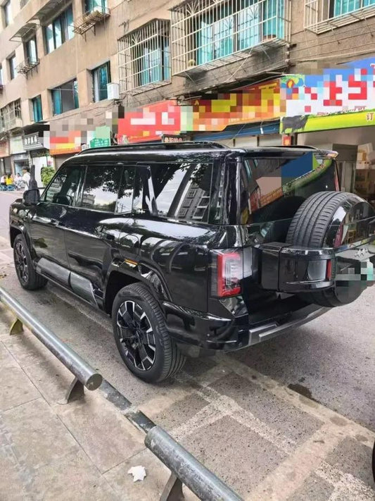 2025 Fang Cheng Bao Bao 8 2.0T 245HP L4 E-CVT PHEV 36.8KWH image 2