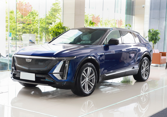 Cadillac LYRIQ (2024)