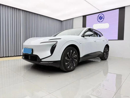 2024 Avatr 07 BEV 82.16KWH 650km image 1