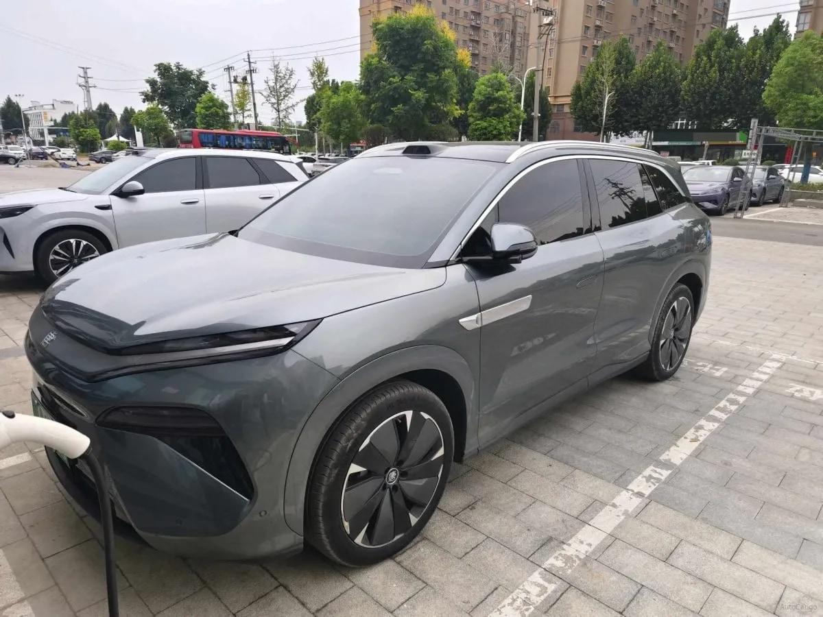 2025 BYD Tang L BEV 100.5KWH 600km image 1