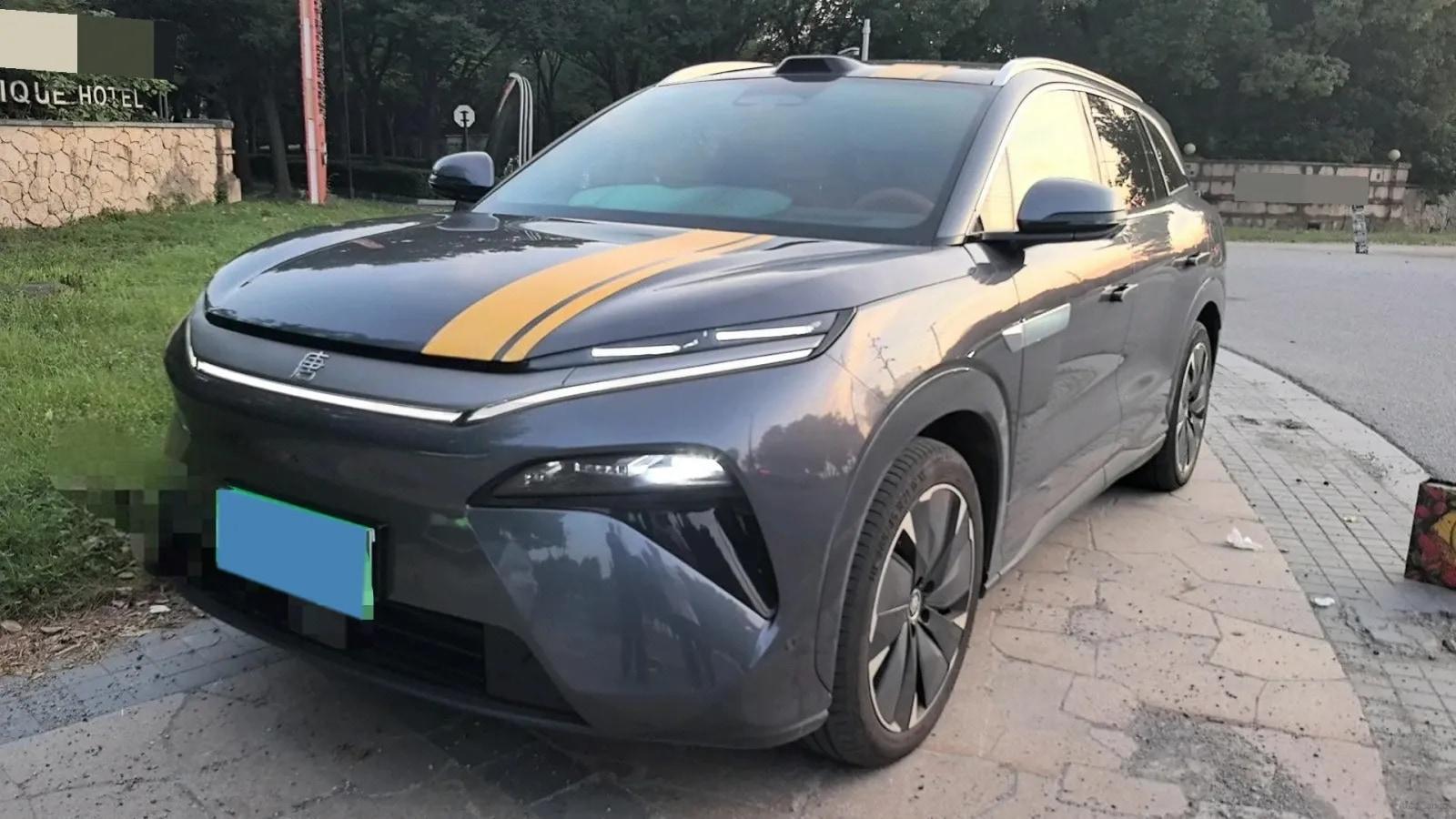 2025 BYD Tang L BEV 100.5KWH 600km image 1