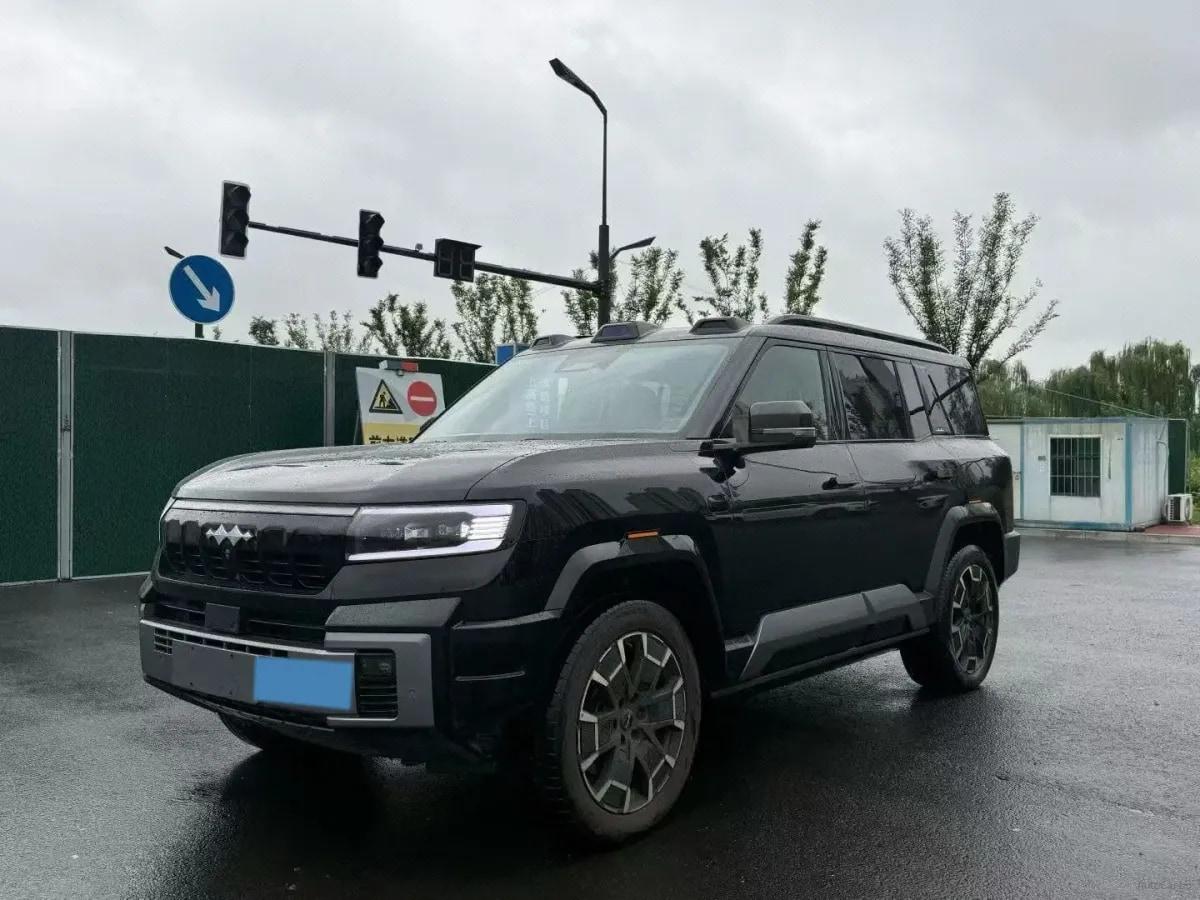 2025 Fang Cheng Bao Bao 8 2.0T 245HP L4 E-CVT PHEV 36.8KWH image 1