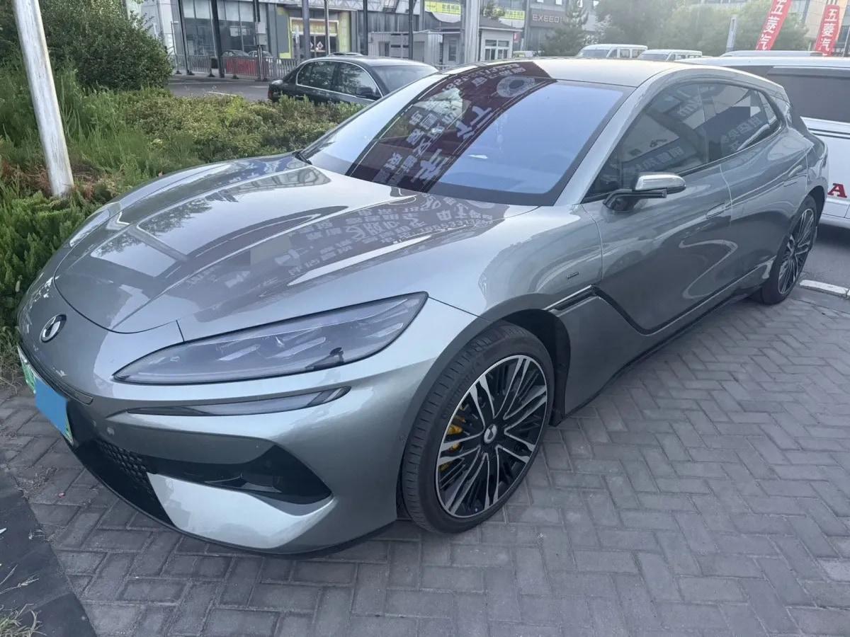 2024 Denza DenzaZ9GT 2.0T 207HP L4 E-CVT PHEV 38.5KWH 201km image 1
