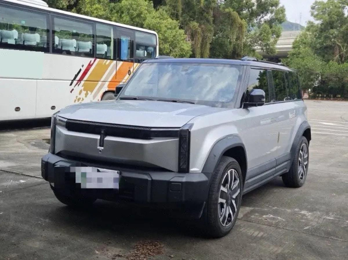 2024 iCAR iCAR 03 BEV 65.69KWH 472km image 1