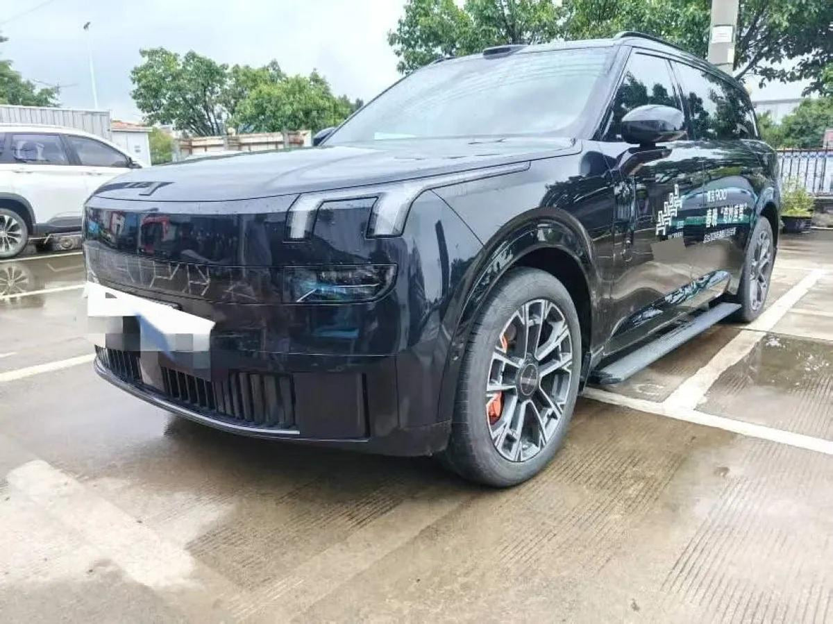 2025 LYNK&CO 900 1.5T 190HP L4 3DHT PHEV 44.85KWH 220km image 1