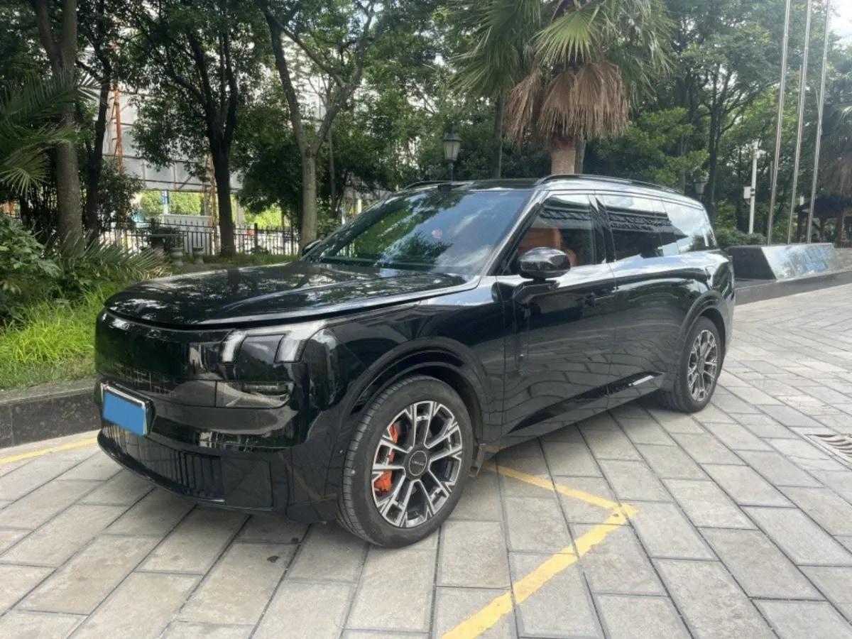 2026 LYNK&CO 900 1.5T 190HP L4 3DHT PHEV 44.85KWH 220km image 1