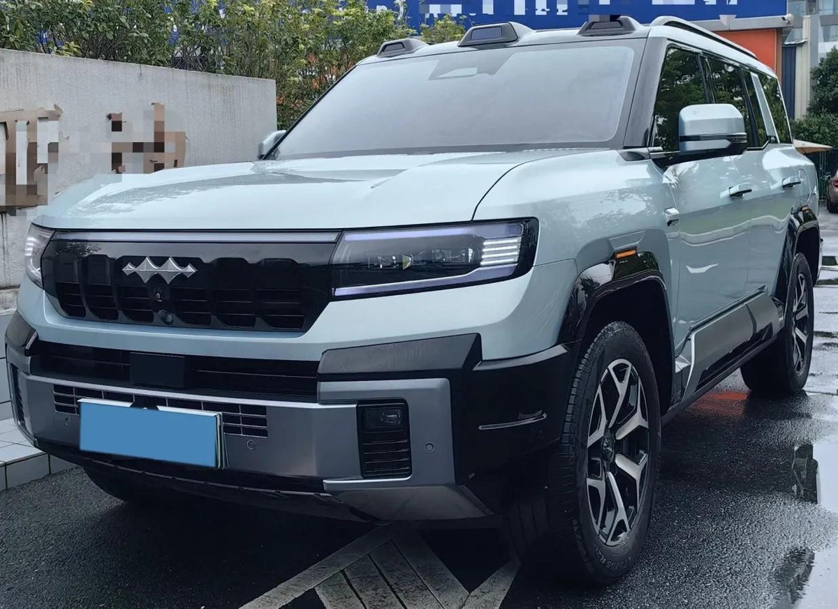2025 Fang Cheng Bao Bao 8 2.0T 245HP L4 E-CVT PHEV 36.8KWH image 1
