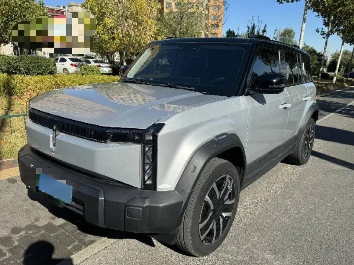 2024 iCAR iCAR 03 BEV 65.69KWH 472km image 1