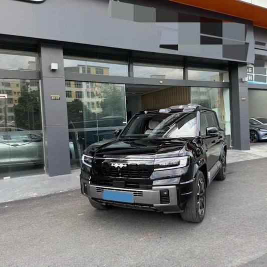 2025 Fang Cheng Bao Bao 8 2.0T 245HP L4 E-CVT PHEV 36.8KWH image 1