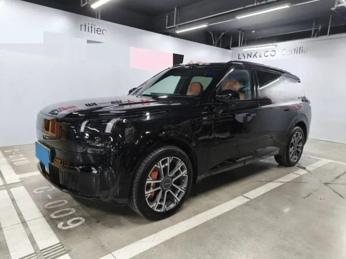 2025 LYNK&CO 900 2.0T 254HP L4 3DHT PHEV image 1