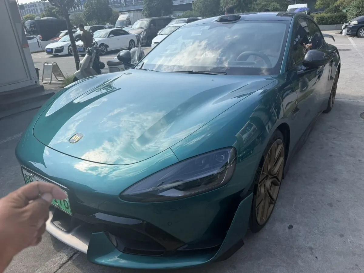 2025 Xiaomi SU7 Ultra BEV 93.7KWH 630km image 1
