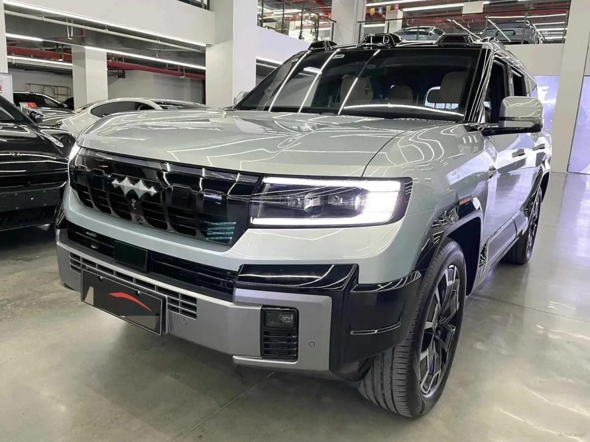 2025 Fang Cheng Bao Bao 8 2.0T 245HP L4 E-CVT PHEV 36.8KWH image 1