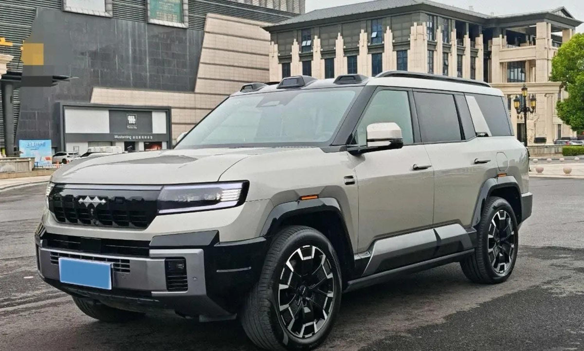 2025 Fang Cheng Bao Bao 8 2.0T 245HP L4 E-CVT PHEV 36.8KWH image 1