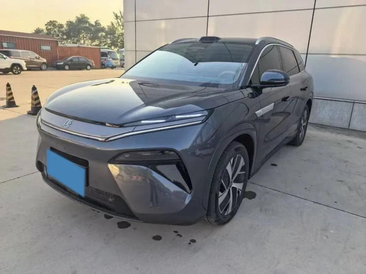 2025 BYD Tang L 1.5T 156HP L4 E-CVT PHEV 35.6KWH 215km image 1