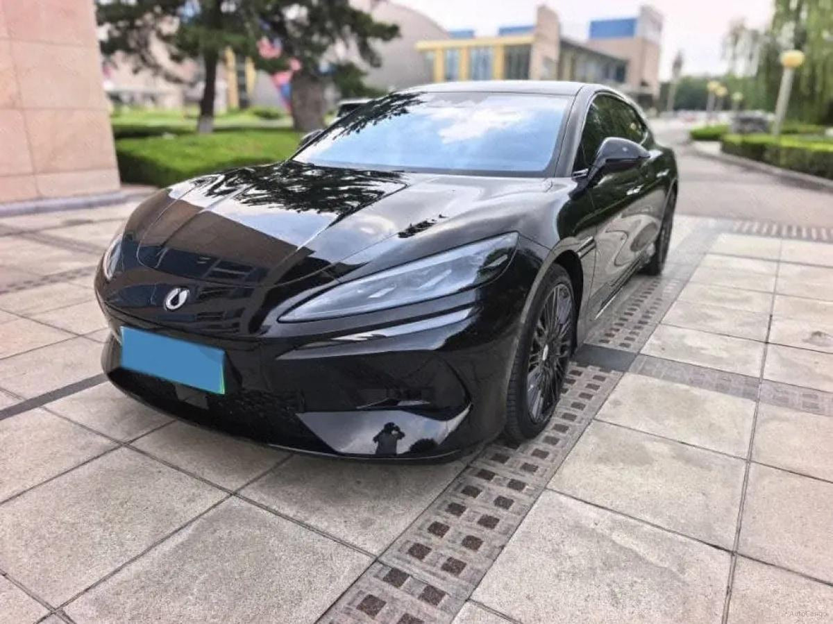 2024 Denza DenzaZ9GT 2.0T 207HP L4 E-CVT PHEV 38.5KWH 201km image 1