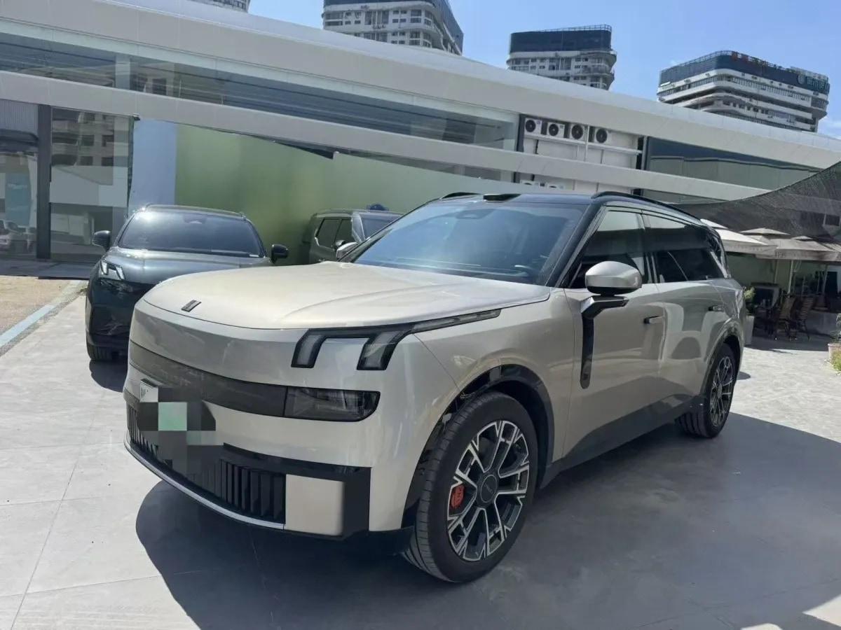 2025 LYNK&CO 900 2.0T 254HP L4 3DHT PHEV 52.38KWH 280km image 1