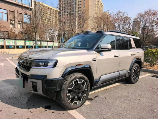 2025 Fang Cheng Bao Bao 8 2.0T 245HP L4 E-CVT PHEV 36.8KWH image 1
