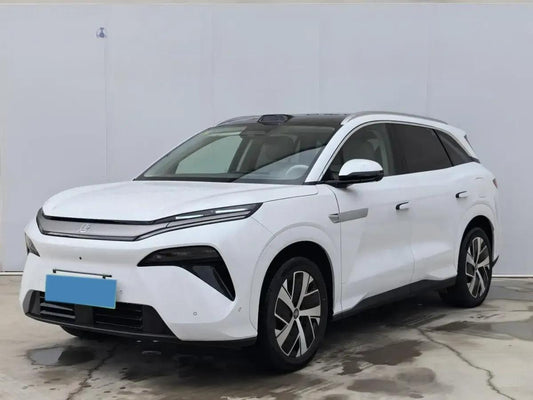 2025 BYD Tang L BEV 100.5KWH 670km image 1