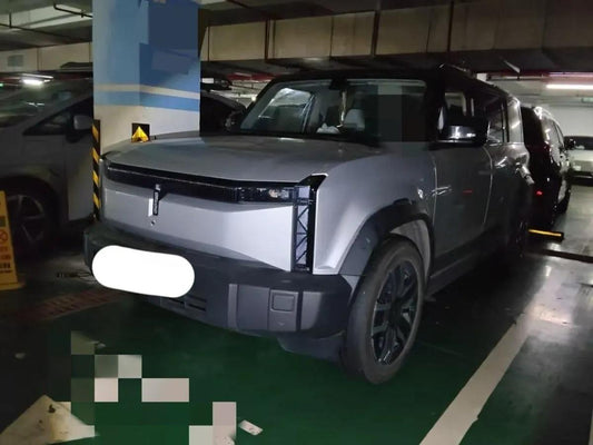 2024 iCAR iCAR 03 BEV 65.69KWH image 1