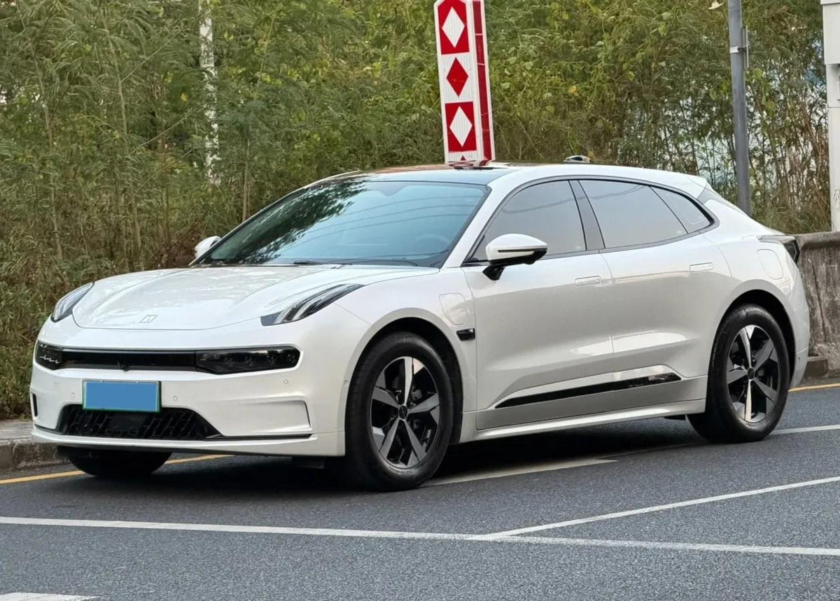 2023 Zeekr 001 BEV 100KWH 741km image 1