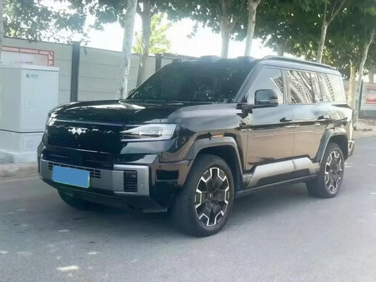 2025 Fang Cheng Bao Bao 8 2.0T 245HP L4 E-CVT PHEV 36.8KWH image 1