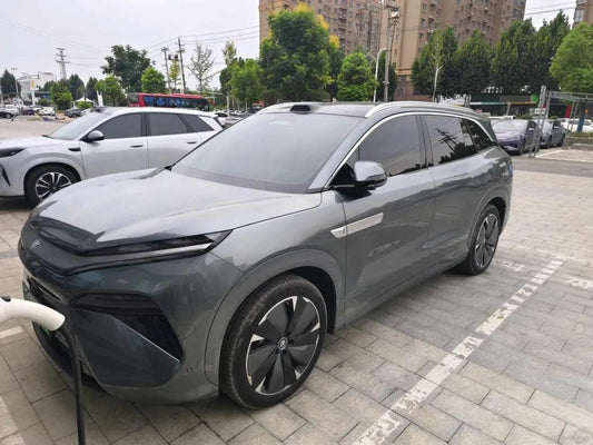 2025 BYD Tang L BEV 100.5KWH 600km image 1