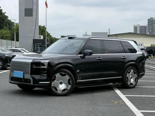 2025 Zeekr 9X 2.0T 279HP L4 1DHT PHEV image 1