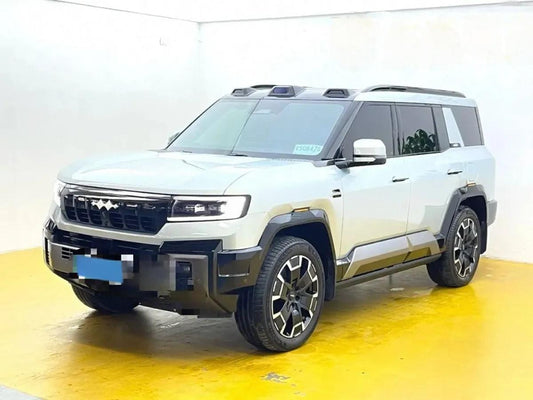 2025 Fang Cheng Bao Bao 8 2.0T 245HP L4 E-CVT PHEV 36.8KWH image 1