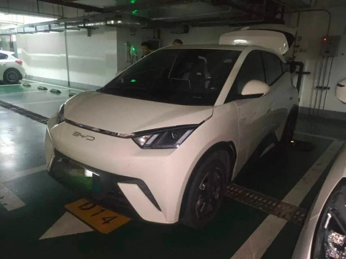 2023 BYD Seagull BEV 30.08KWH 305km image 1