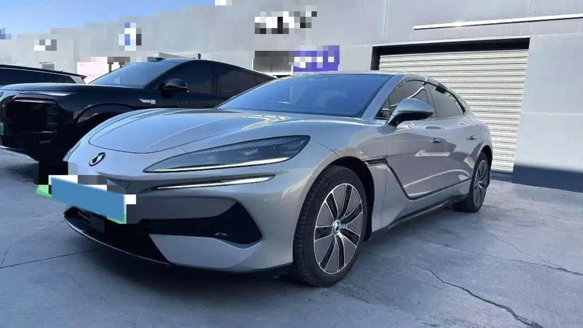 2024 Denza DenzaZ9GT 2.0T 207HP L4 E-CVT PHEV 38.5KWH 201km image 1