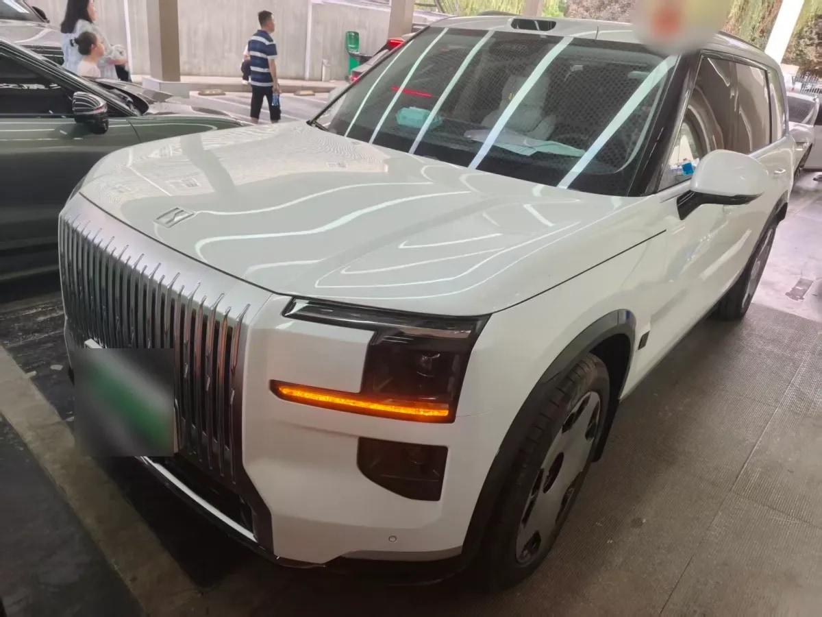 2025 Zeekr 9X 2.0T 279HP L4 1DHT PHEV image 1