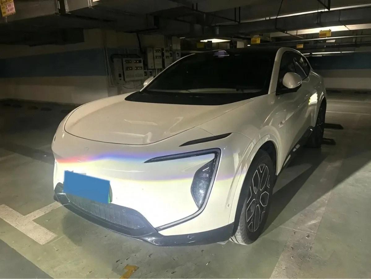 2024 Avatr 07 BEV 82.16KWH 650km image 1