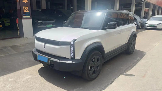 2024 iCAR iCAR 03 BEV 65.69KWH image 1