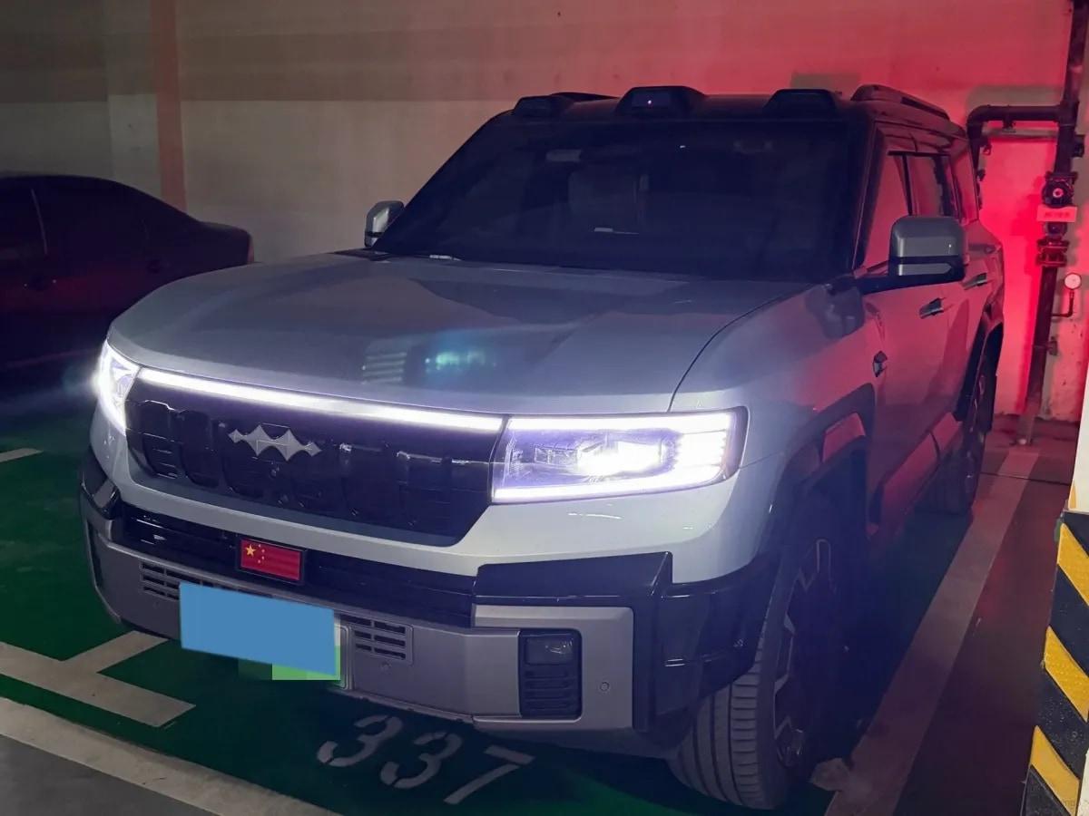 2025 Fang Cheng Bao Bao 8 2.0T 245HP L4 E-CVT PHEV 36.8KWH image 1