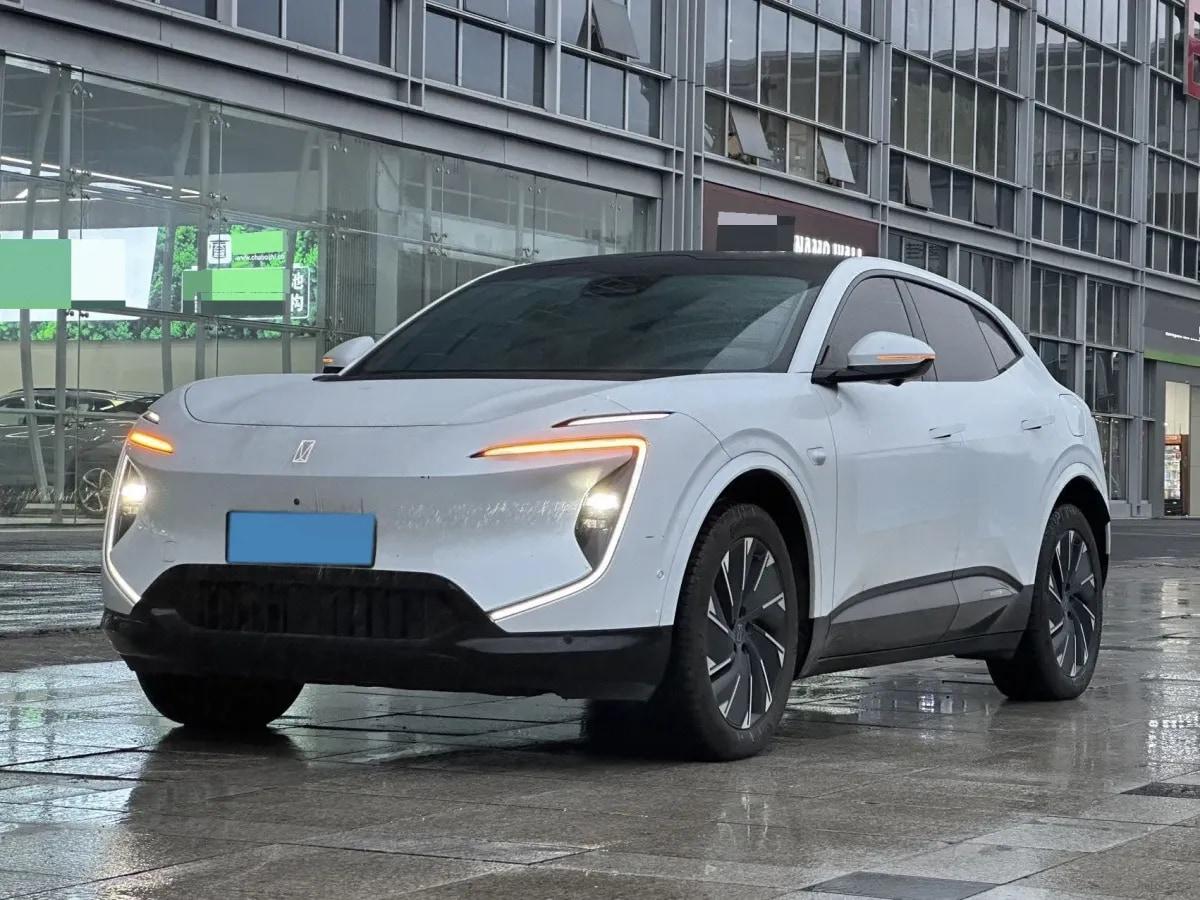 2024 Avatr 07 BEV 82.16KWH 650km image 1
