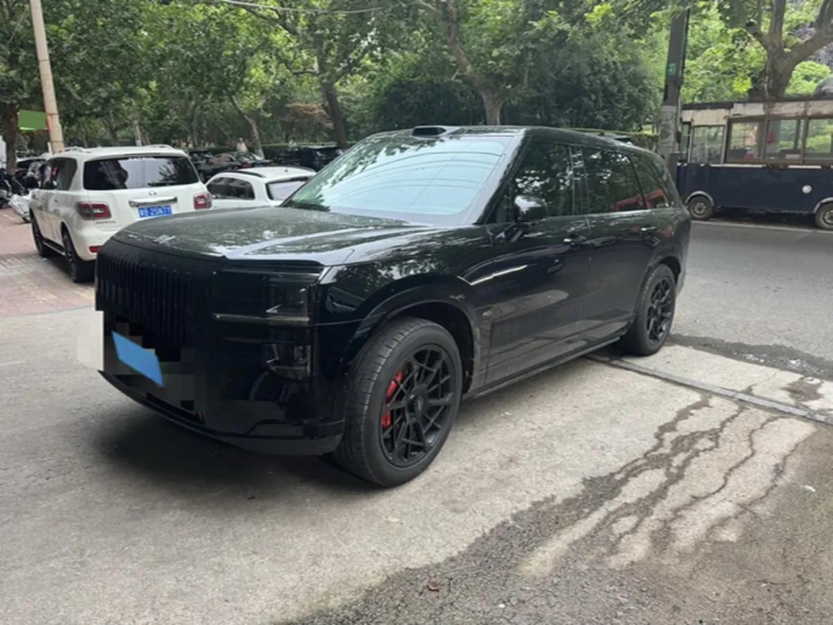 2025 Zeekr 9X 2.0T 279HP L4 1DHT PHEV image 1