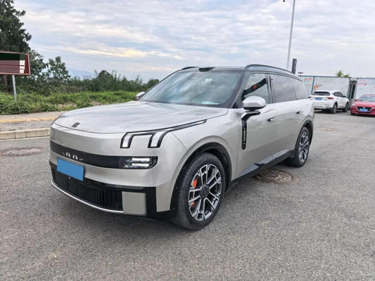 2025 LYNK&CO 900 2.0T 254HP L4 3DHT PHEV 52.38KWH 280km image 1