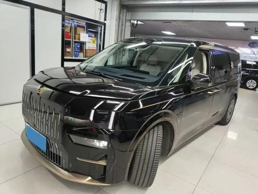 2024 Zeekr 009 BEV 108KWH 702km image 1