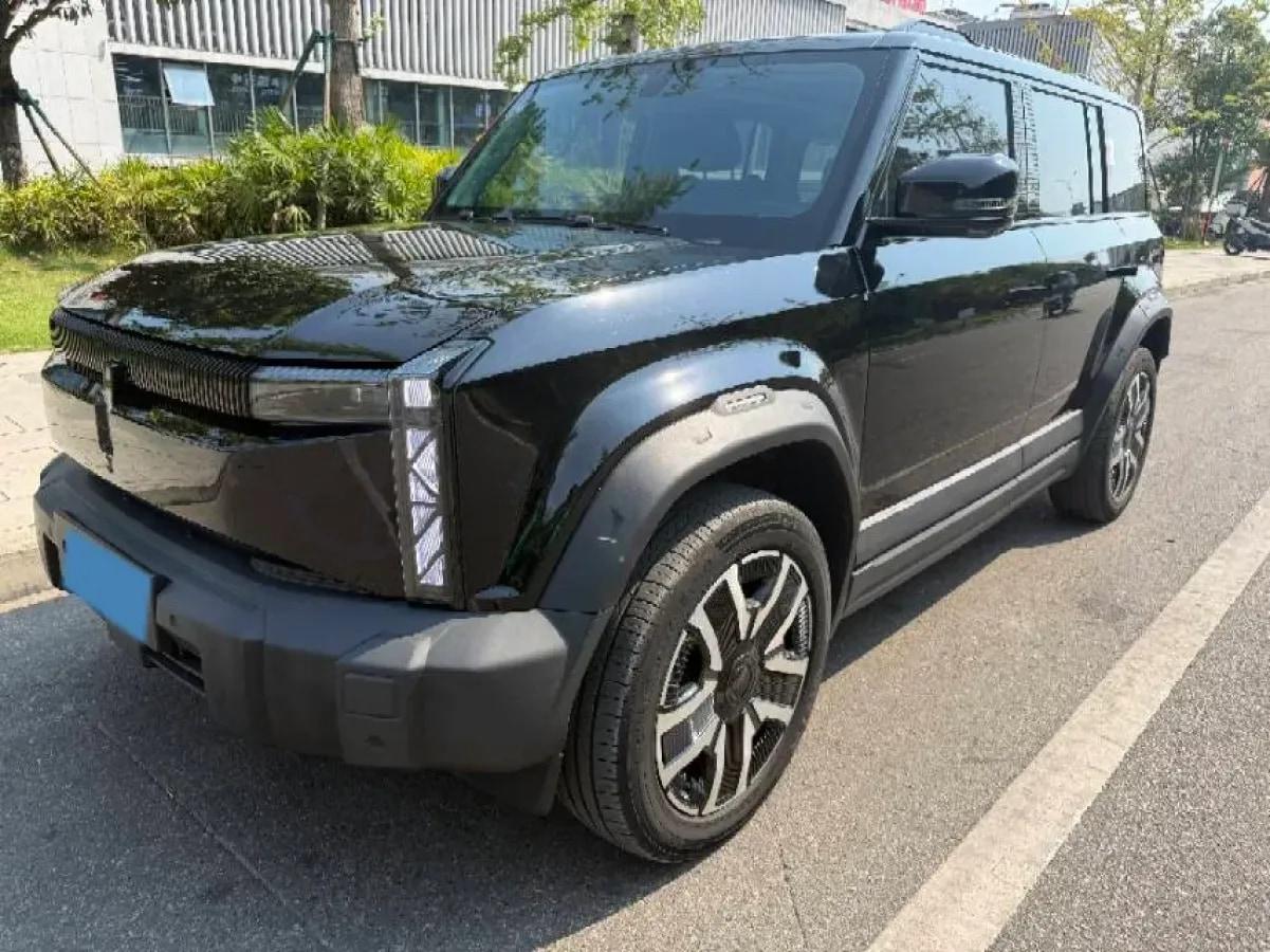 2024 iCAR iCAR 03 BEV 65.69KWH image 1