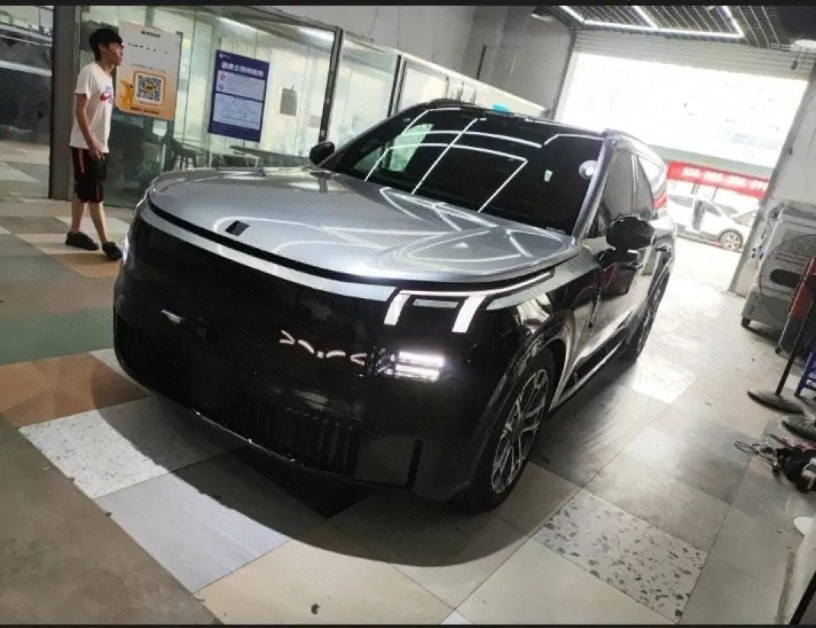 2025 LYNK&CO 900 2.0T 254HP L4 3DHT PHEV 52.38KWH 280km image 1