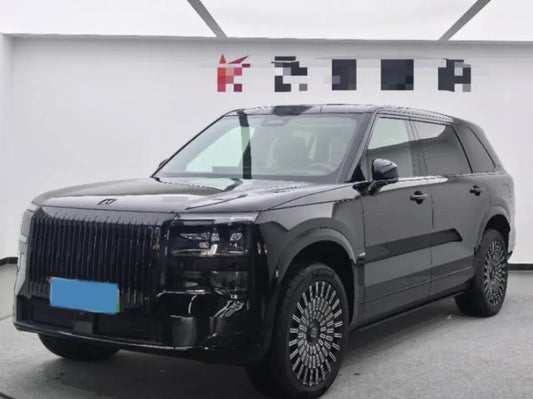 2025 Zeekr 9X 2.0T 279HP L4 1DHT PHEV image 1