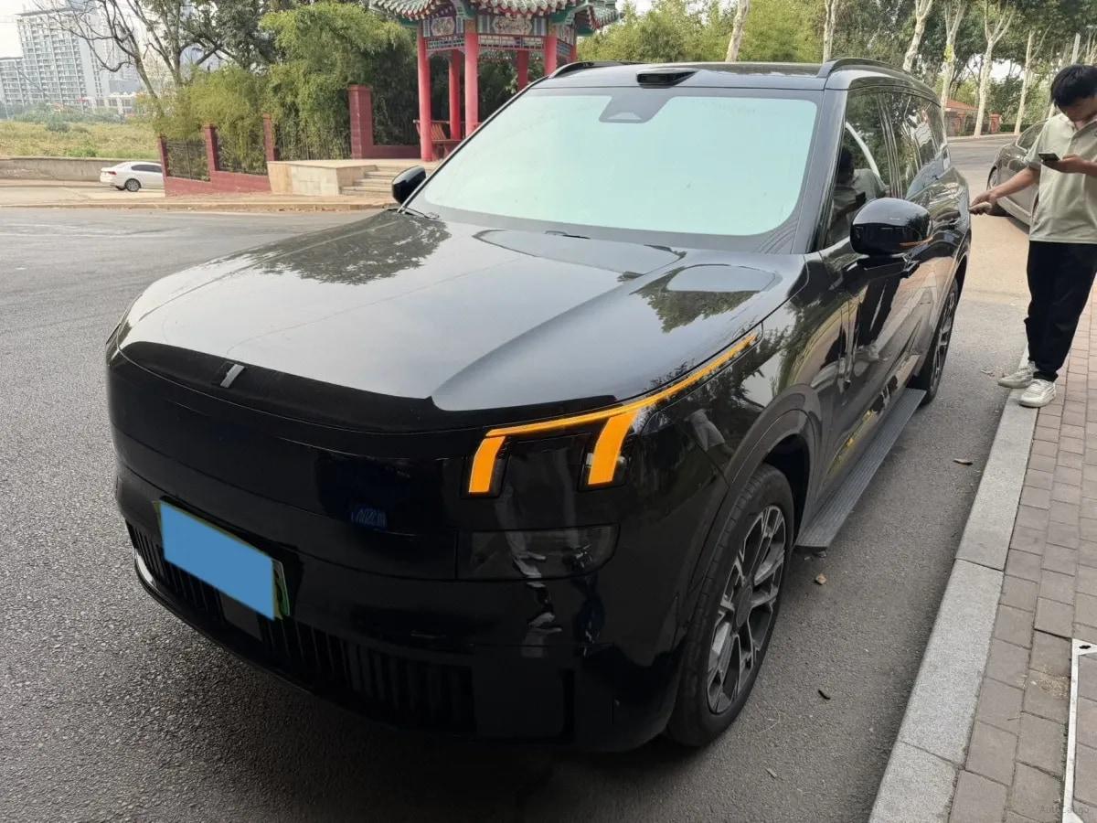 2025 LYNK&CO 900 1.5T 190HP L4 3DHT PHEV 44.85KWH 220km image 1