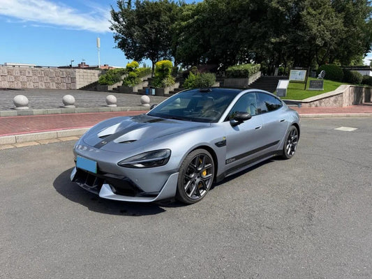 2025 Xiaomi SU7 Ultra BEV 93.7KWH image 1