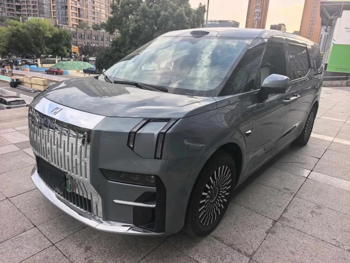 2024 Zeekr 009 BEV 108KWH 702km image 1